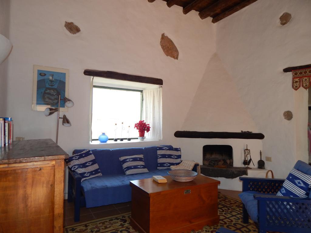 La Casa Caldera Guest House Femes ภายนอก รูปภาพ