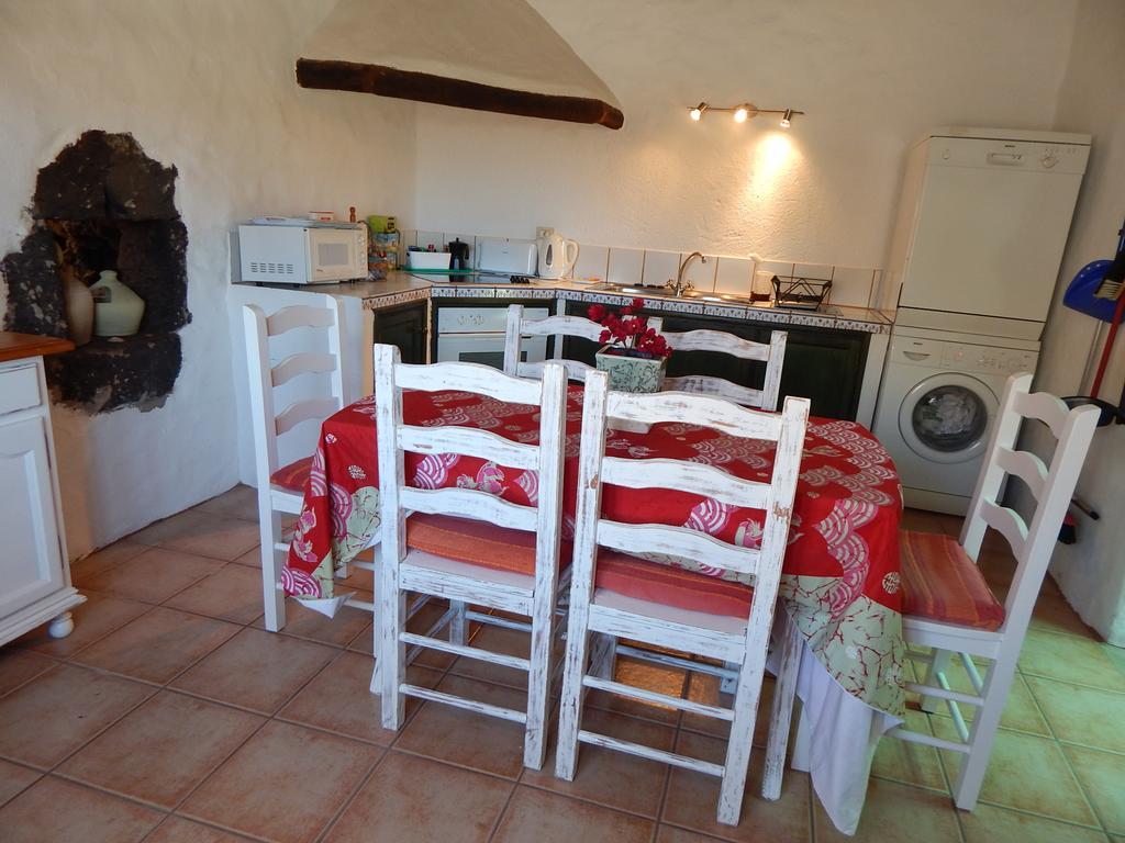 La Casa Caldera Guest House Femes ภายนอก รูปภาพ
