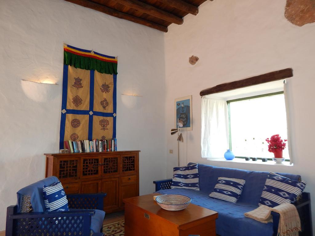 La Casa Caldera Guest House Femes ภายนอก รูปภาพ