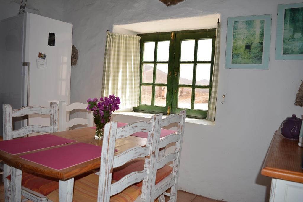 La Casa Caldera Guest House Femes ภายนอก รูปภาพ