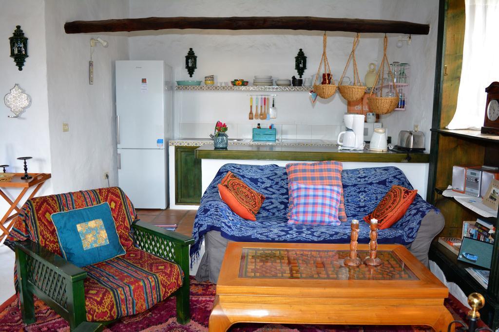 La Casa Caldera Guest House Femes ภายนอก รูปภาพ