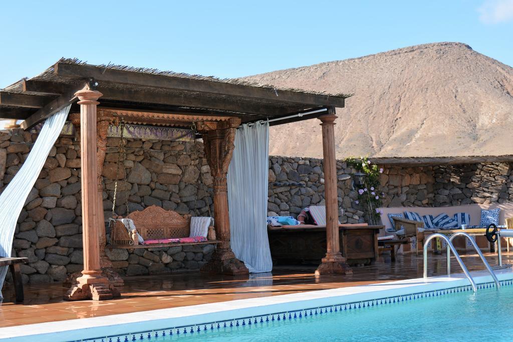 La Casa Caldera Guest House Femes ภายนอก รูปภาพ