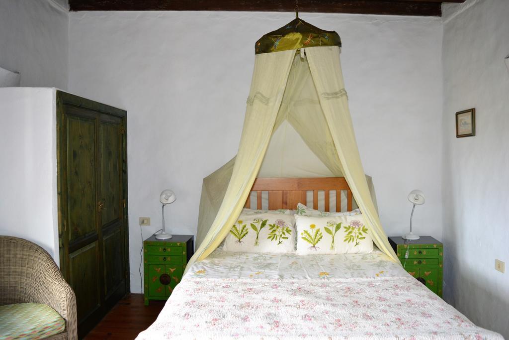 La Casa Caldera Guest House Femes ภายนอก รูปภาพ
