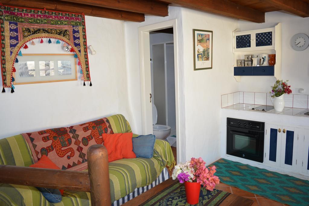 La Casa Caldera Guest House Femes ภายนอก รูปภาพ