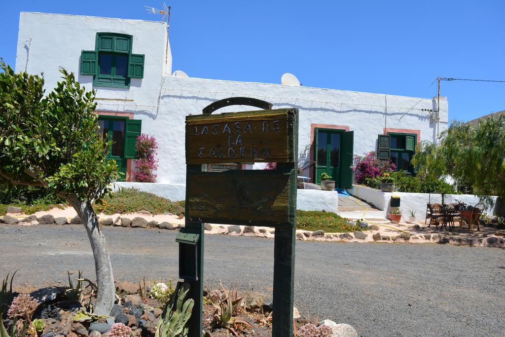 La Casa Caldera Guest House Femes ภายนอก รูปภาพ